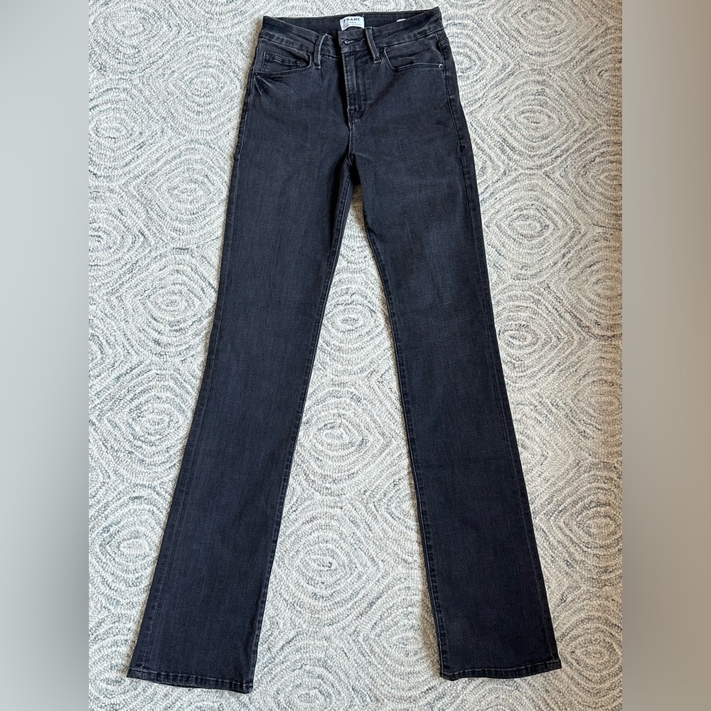 NWOT Frame le mini high rise boot cut jeans in noir